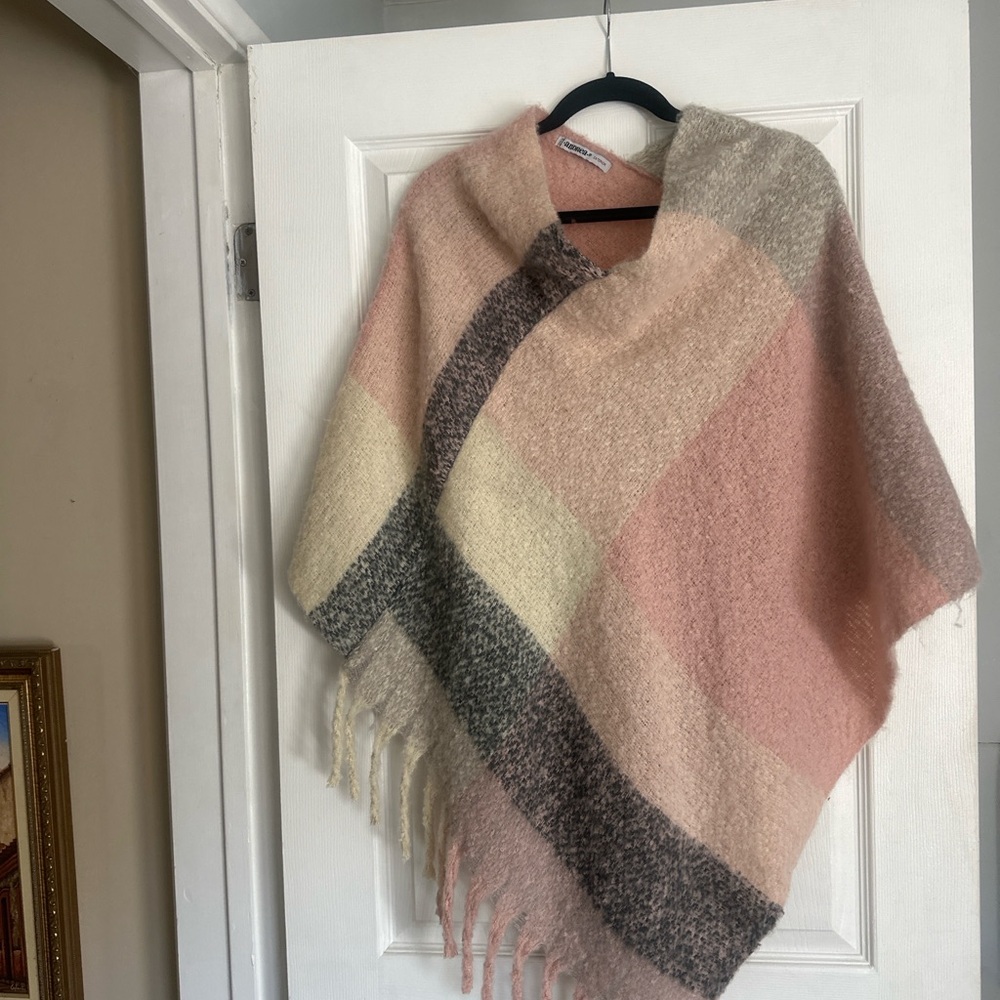 Andrea Women’s Plaid Poncho Shawl Wrap with Fringe – Pink Beige Grey